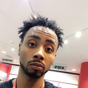 Meet your Posher, Aaron